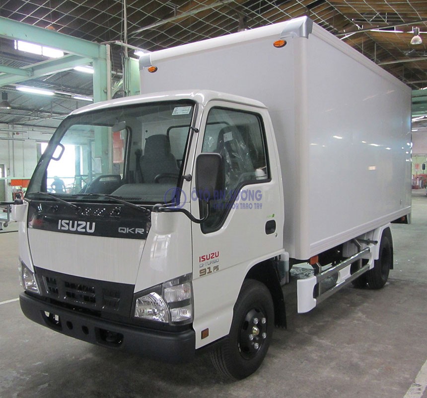 Xe tải Isuzu 2T2 thùng kín QKR77FE4 giá ưu đãi  Xeisuzuvietnamvn